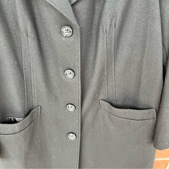 Prestigious black winter pea coat. Designer 1X - Picture 5 of 12